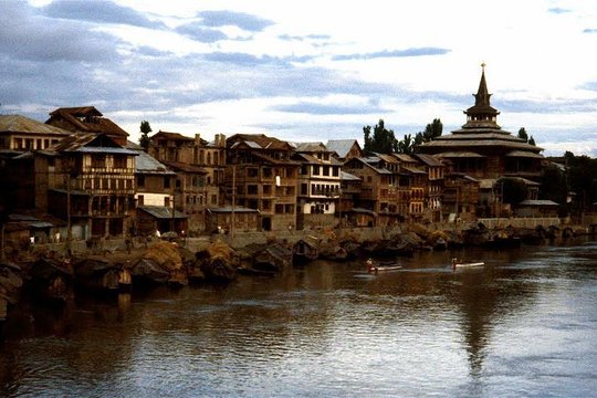Srinagar Heritage and Culture Tour Packages | call 9899567825 Avail 50% Off